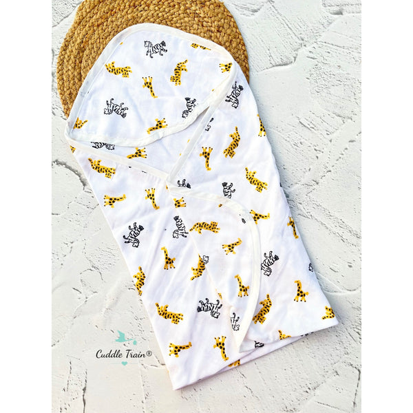 Giraffe &amp; zebra  -Hooded Towel