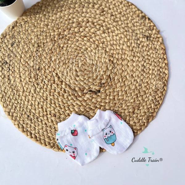 Strawberry Pops-Muslin Mitten(0-6m)